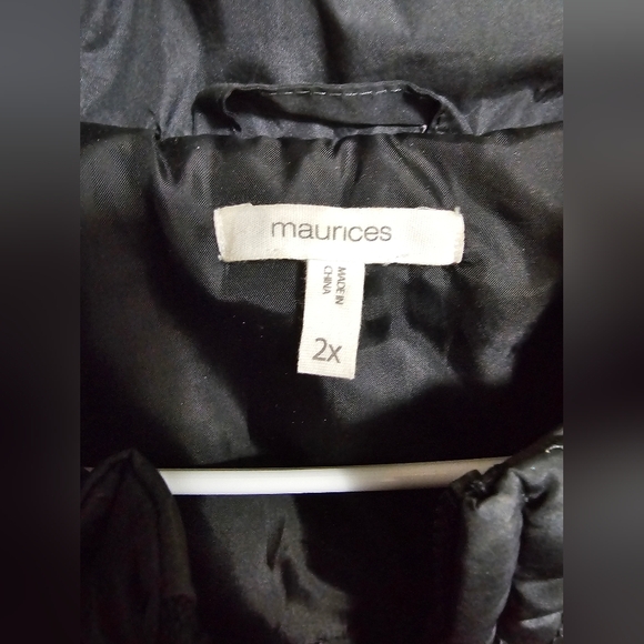 Maurices vest - Picture 2 of 5